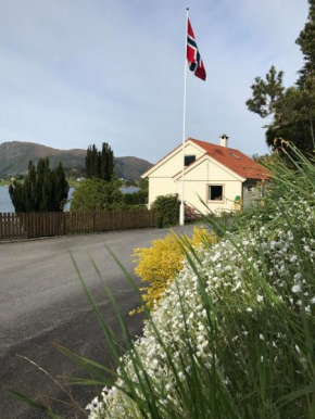 Skogstad Holiday Home